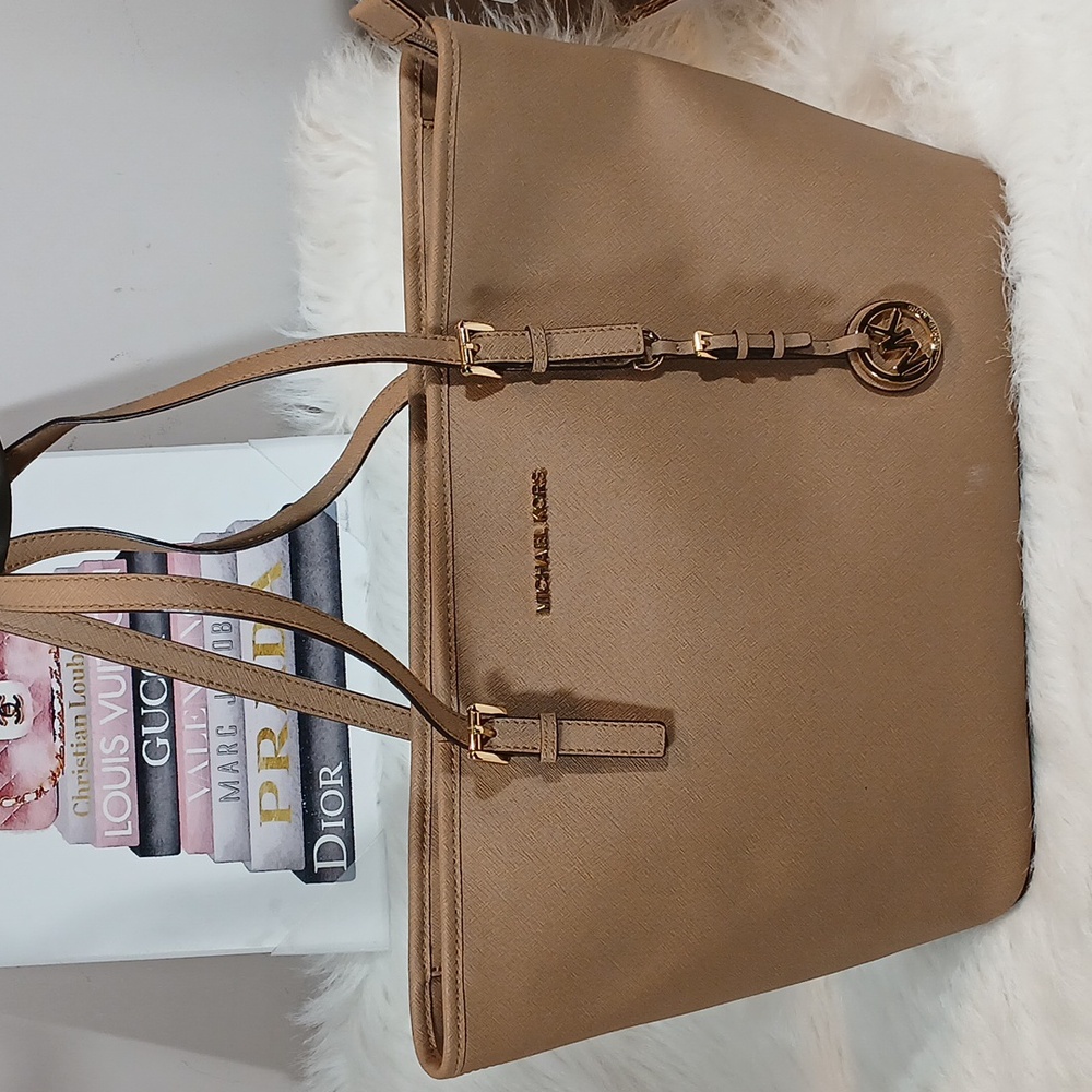 Michael Kors Beige Handbag